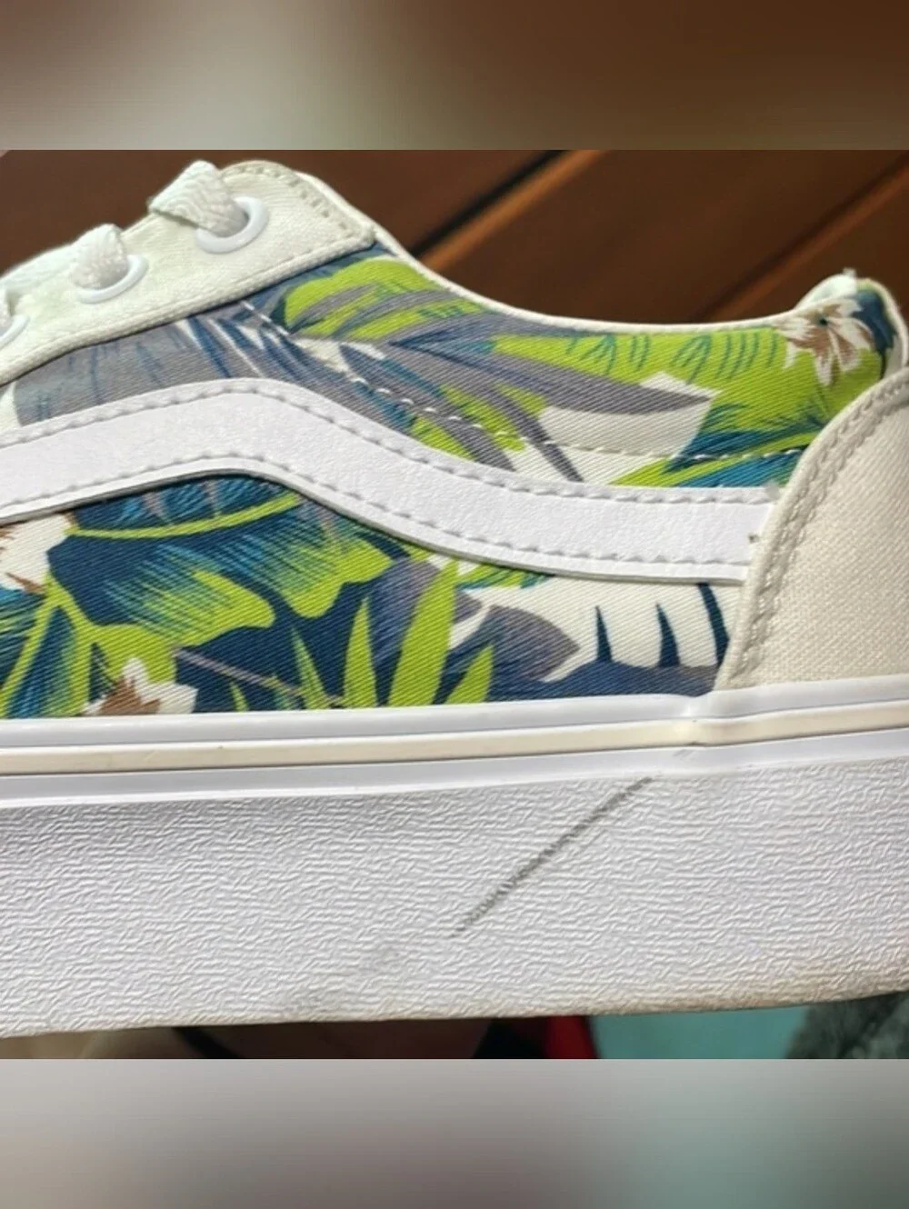Vans Ward Lo Platform Canvas Sneaker Women's Size 9 Tropical Floral Palm Leaves
